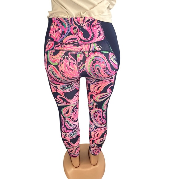 Lilly Pulitzer UPF 50+ Luxletic Weekender High Rise Midi Legging - Picture 8 of 9